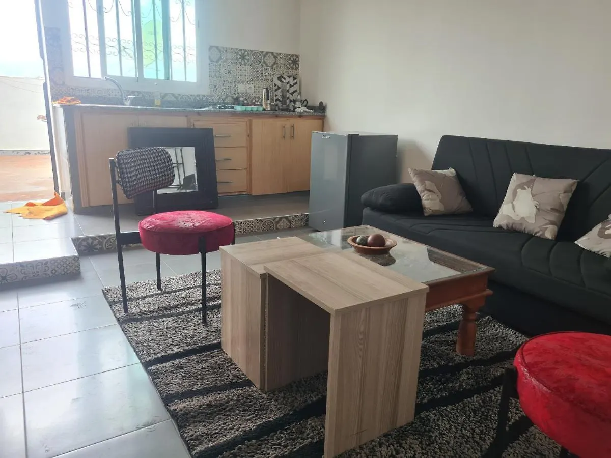 Apartment L Imperial Studio Avec Terrasse Fes